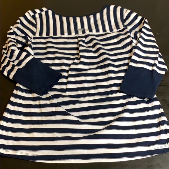 🛍 Columbia Navy/White Stripped Blouse 💙 - Picture 7 of 8